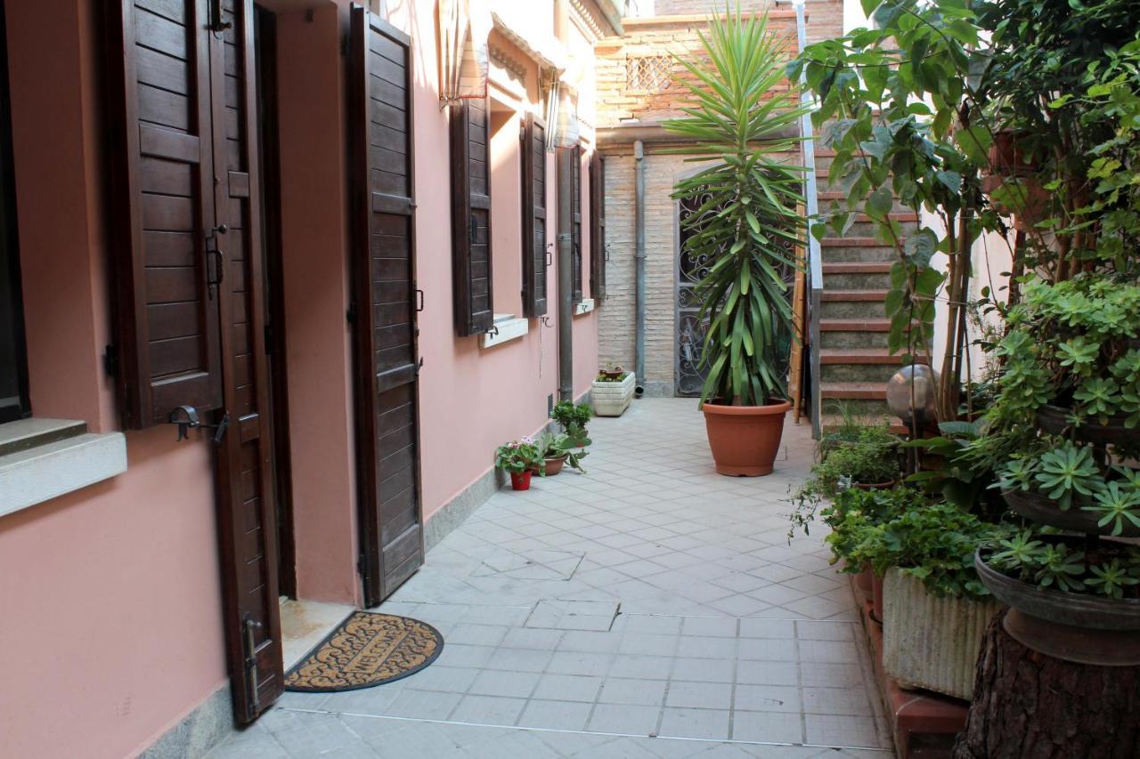 Porta Del Carmine Bed and Breakfast Comacchio Buitenkant foto