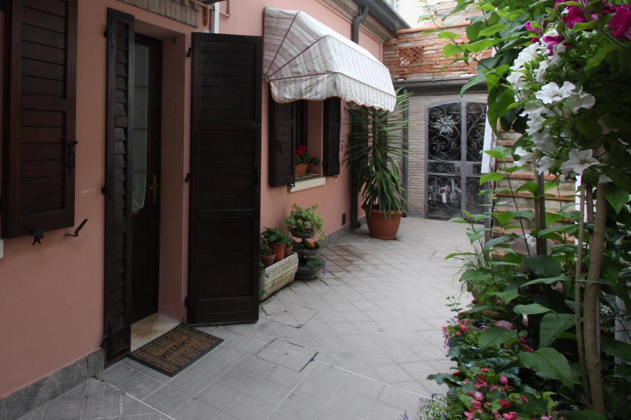 Porta Del Carmine Bed and Breakfast Comacchio Buitenkant foto